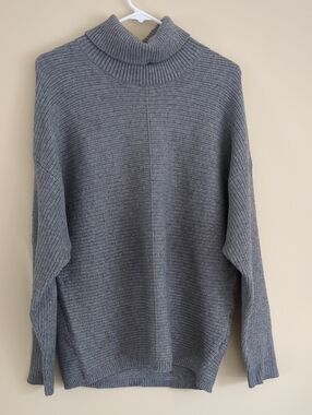 Medium Cyrus Gray Sweater
